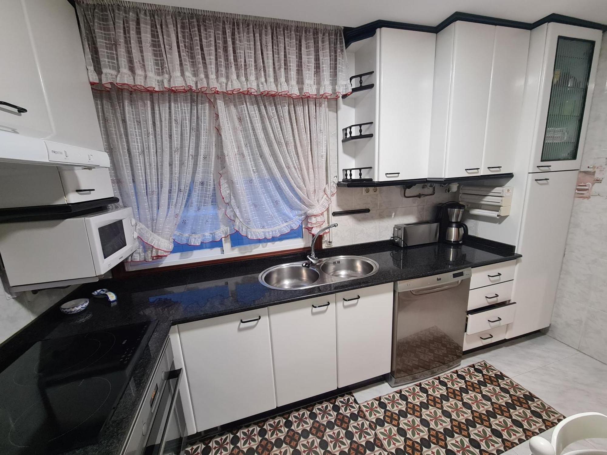 Casa Campelo - Apto Playa De Rodeira Cangas, Garaje Y Wifi Gratis *